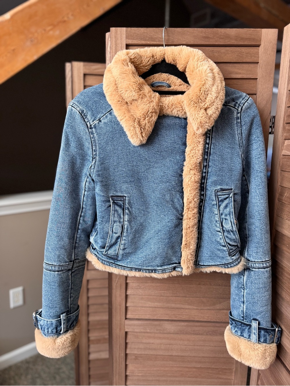 Hollister Blue Denim Jacket with Tan Faux Fur Trim